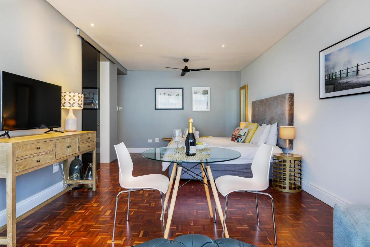 Backup-Power Mouille Point Apartment ケープタウン エクステリア 写真